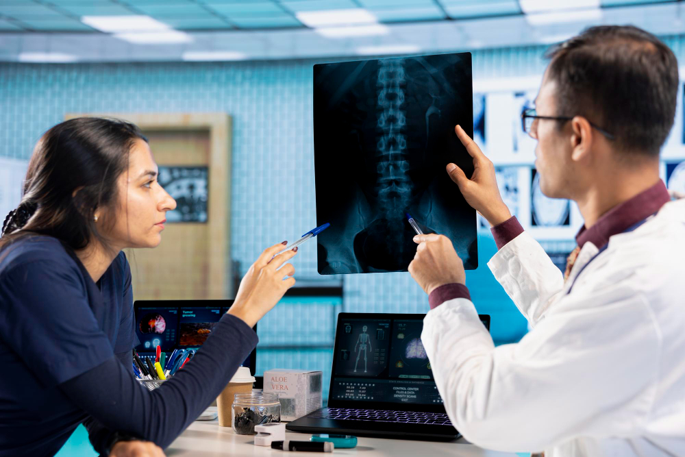 Spine Bone Fracture Risks: Treatment in India